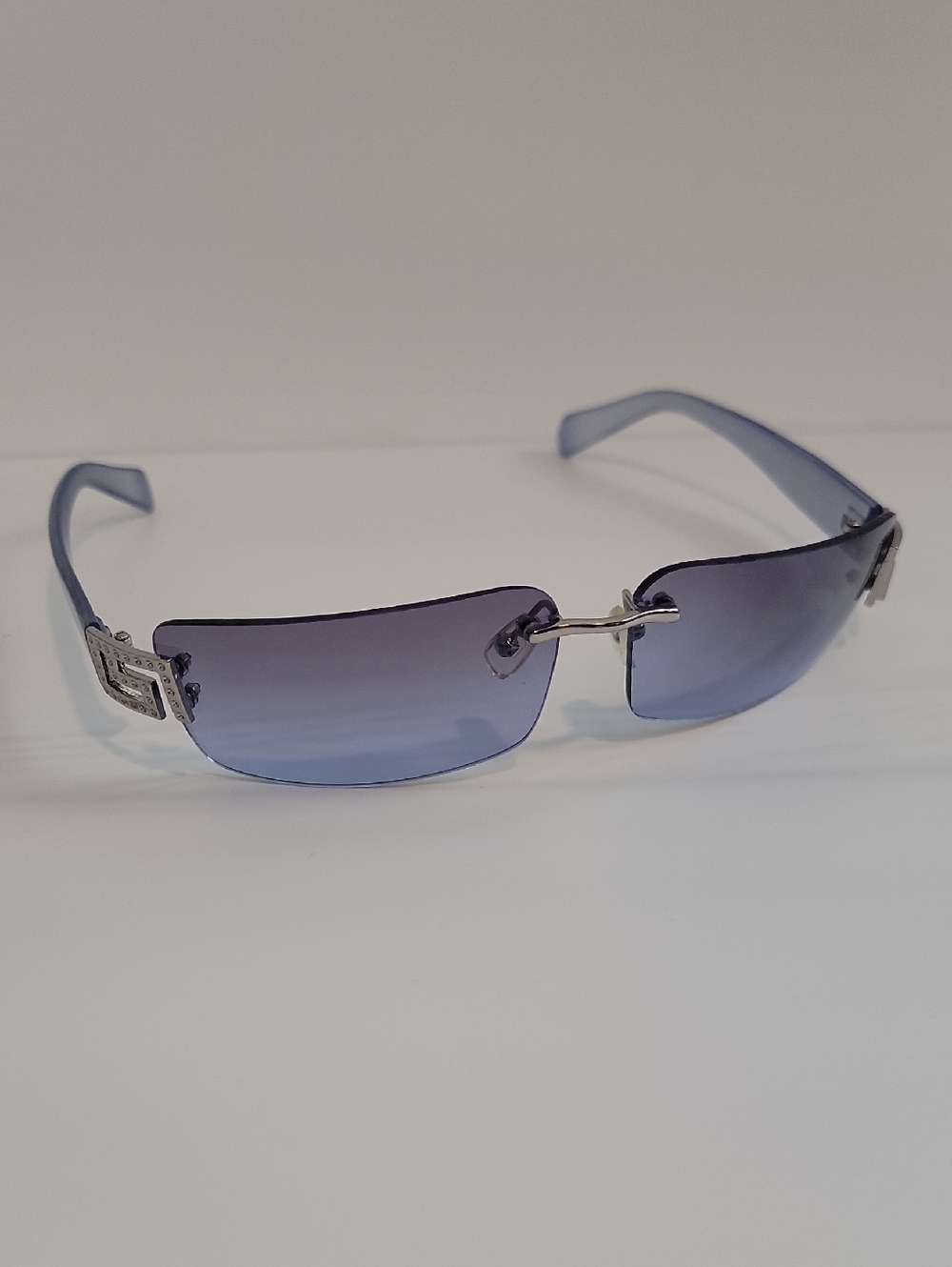 Blue Rimless Sunglasses Unbranded - Stylish Gradient Lenses
